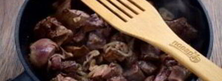 паштет из куриной печени с коньяком и гранатовым желе. Шаг 4