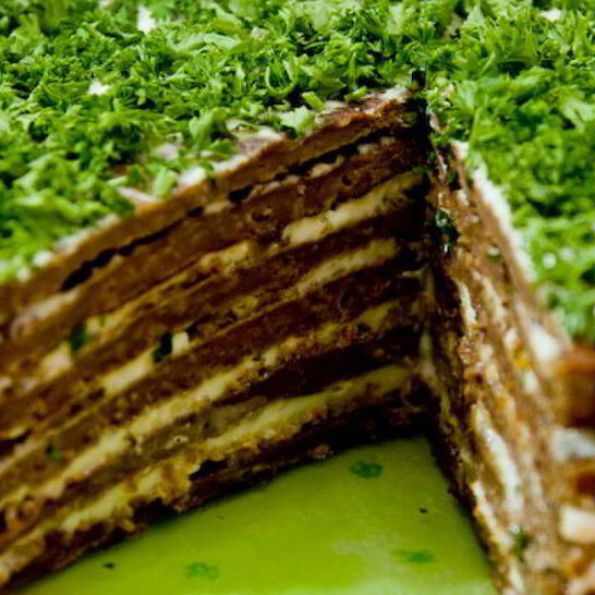 Рецепт печеночного торта с чесноком