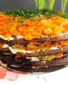 Печеночный торт с морковью