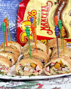 Блинные роллы с крабовыми палочками и кукурузой