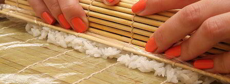 ролл в стружке тунца бонито. Шаг 10