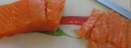 роллы с икрой летучей рыбы. Шаг 3