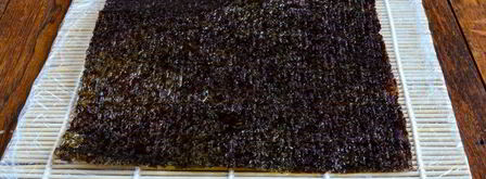 роллы с огурцом, курицей и тофу. Шаг 8