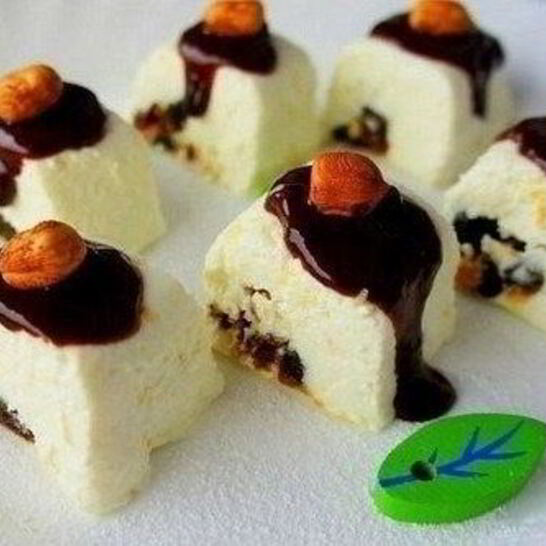 Рецепт творожных роллов с фундуком и финиками