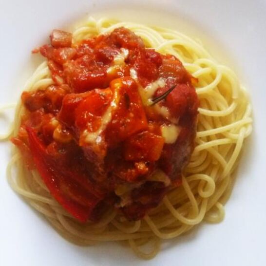 Рецепт мясного рулета со спагетти