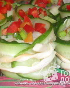 Огуречные рулеты с картофельно-селедочной начинкой