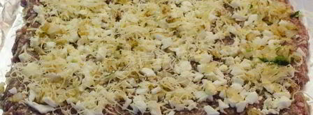 рулет из фарша с яйцом и сыром. Шаг 6