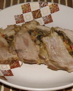 Рулет из мяса в духовке