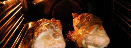 рулет из слоеного теста и рыбы. Шаг 9