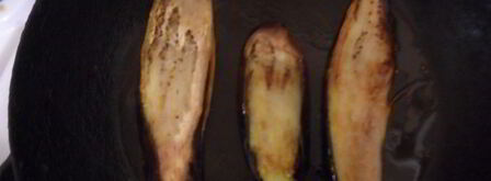 рулетики из баклажанов с арахисовой пастой. Шаг 7