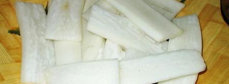 рулетики из свинины с черносливом и ореховым песто. Шаг 11