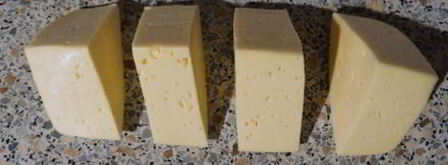 сырный рулет с сухофруктами и орехами. Шаг 3