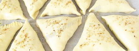 самса с брынзой и зеленью. Шаг 13