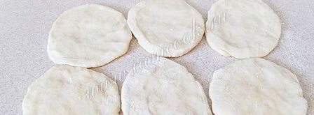 самса с брынзой и зеленью. Шаг 10