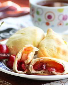 Самса с фруктами