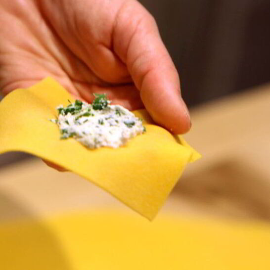 Рецепт самсы с сыром из покупного и из самодельного теста