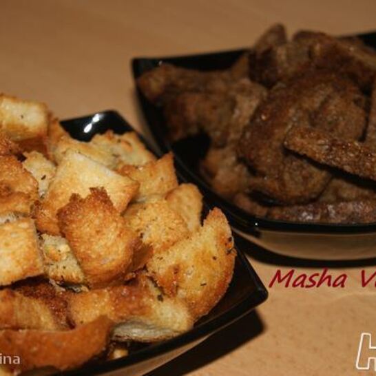 Рецепт сухариков белых и черные