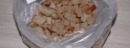 сухарики из хлеба с чесноком. Шаг 3