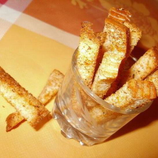 Рецепт сухариков на все случаи