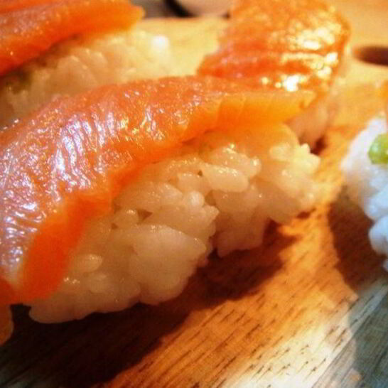 Рецепт нигирей-суш с лососем