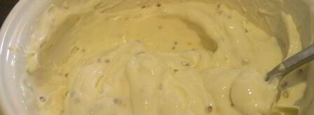 английский сэндвич с яйцом, огурцом и руколой. Шаг 3