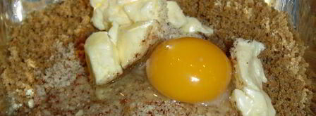 тарталетки из ржаного хлеба с кремом из авокадо с сельдью. Шаг 9