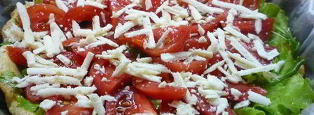 тарт с листьями молодого салата, помидорами и овечьей брынзой. Шаг 8