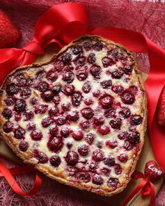 Вишневый тарт с миндалем