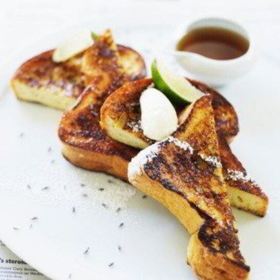 Рецепт французских тостов с чернично-лимонной начинкой