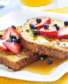 Французские тосты с ягодами