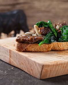 Тост с бычьими хвостами