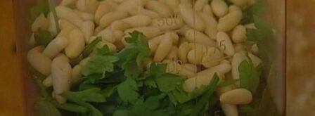 тосты с фасолевым дипом и соусом песто. Шаг 8