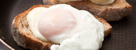 тосты с яйцом-пашот и моцареллой. Шаг 5