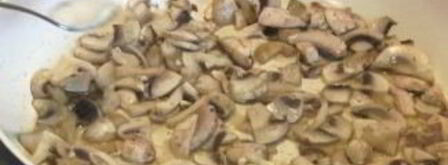 простая яичница с грибами. Шаг 4