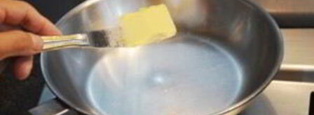 яичница-болтунья с сыром. Шаг 3