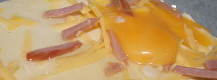 яичница на слоеном тесте. Шаг 7