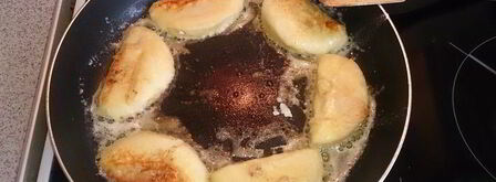 яичница с жареным сыром сулугуни. Шаг 6