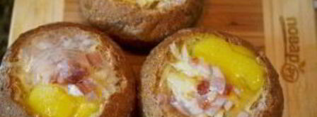 яичница в булочках веселый завтрак. Шаг 7