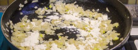 жульен из шампиньонов классический. Шаг 10