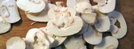 жульен с грибами и ветчиной. Шаг 3