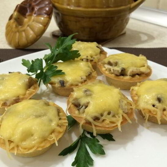 Рецепт жульена в тарталетках с грибами и сыром