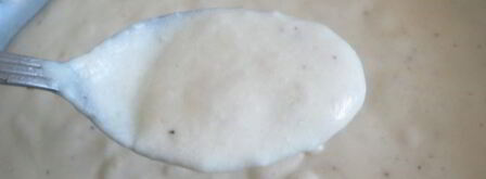 жюльен с курицей и грибами в булочке. Шаг 7